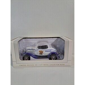 NIB SpecCast Die Cast University Kentucky (UK) Basketball 1932 Ford Street Rod